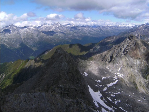 Durreck Unbekannter Berg 3056m.jpg