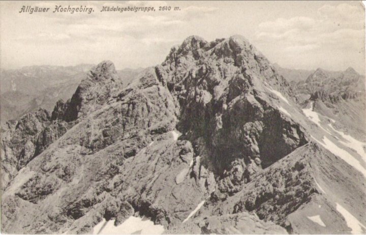 822_Maedelegabelgruppe 1908paint.jpg