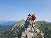 Via NW-Grat auf den Großen Daumen (2.280m) und weiter zum Kleinen Daumen (2.197m)
