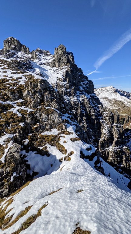 Abstieg in die Scharte vor dem Spicherer Kopf