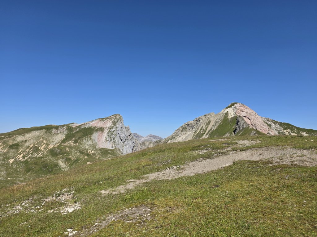 Pöngertlekopf, Pfaffeneck, Gehrengrat